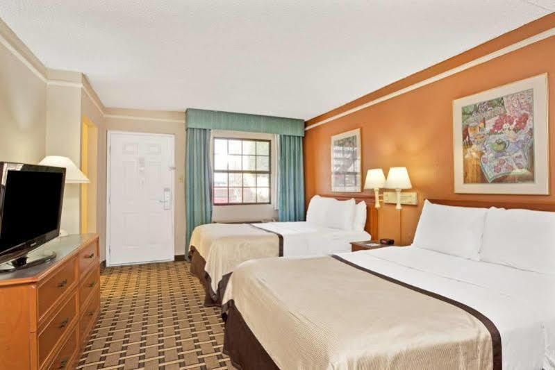 Red Roof Inn Houston North - Fm1960 & I-45 Westfield Exteriör bild